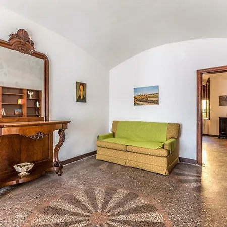 San Mamolo Retreats