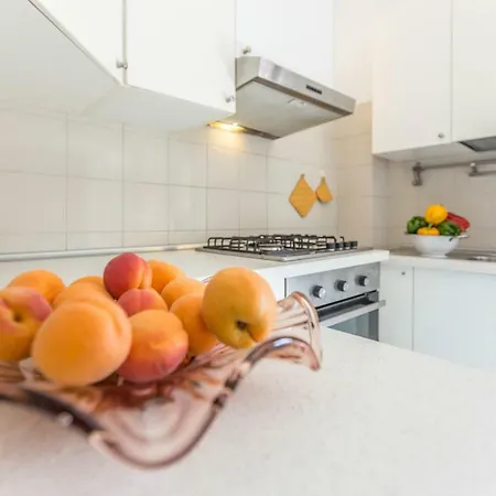 San Mamolo Retreats