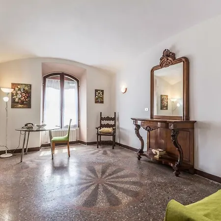 San Mamolo Retreats